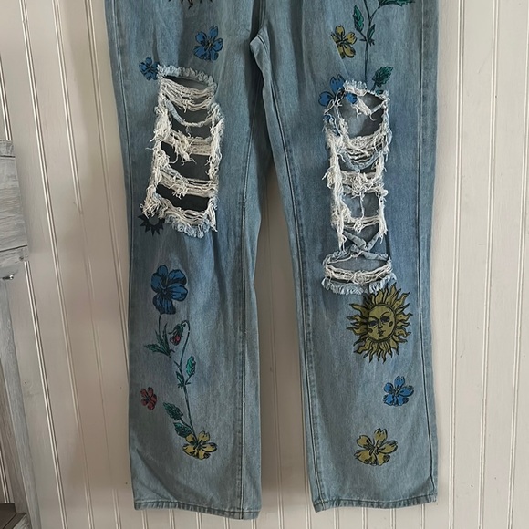 SHEIN Sun and Flowers Graphic Distressed Jeans sz Large - Picture 6 of 10